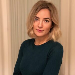 Dr Stina Saunders