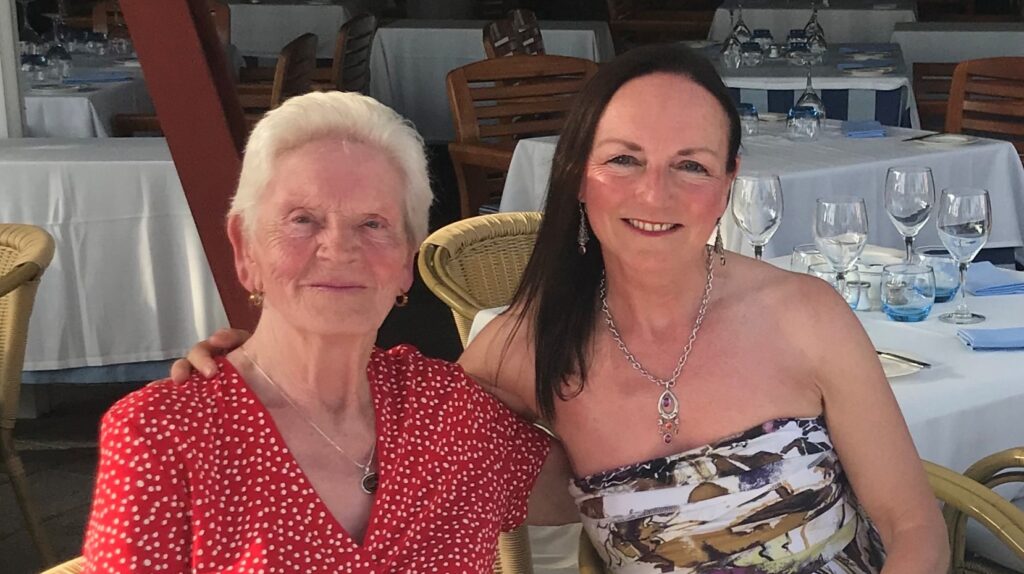 Ladies captain Margaret tells how she completed 85 holes of golf in one day to raise funds in memory of her mum.